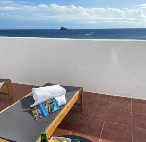 balcon vistas solarium hotel casual art pop