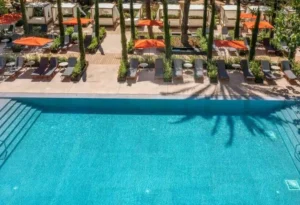 piscina exterior hotel mercure benidorm